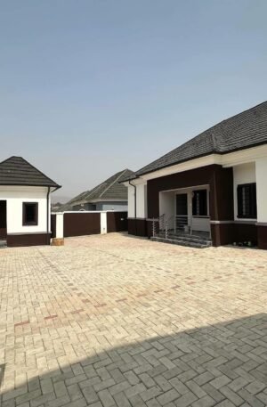 3-BEDROOM BUNGALOW WITH TWO SELF-CONTAINED BQ UNITS